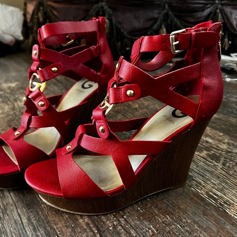 Guess high heeled wedges